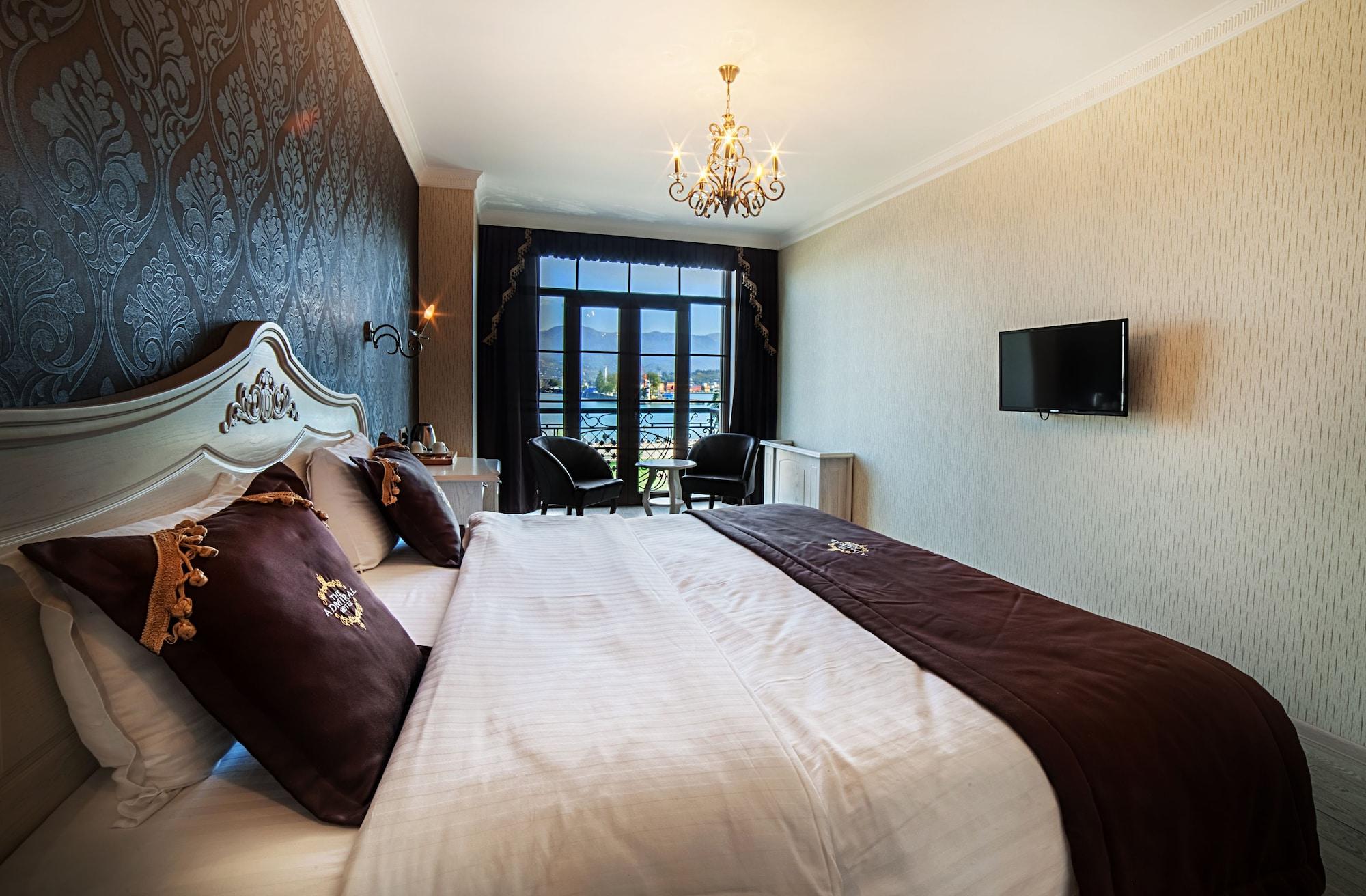 The Admiral Hotel Batumi Ngoại thất bức ảnh