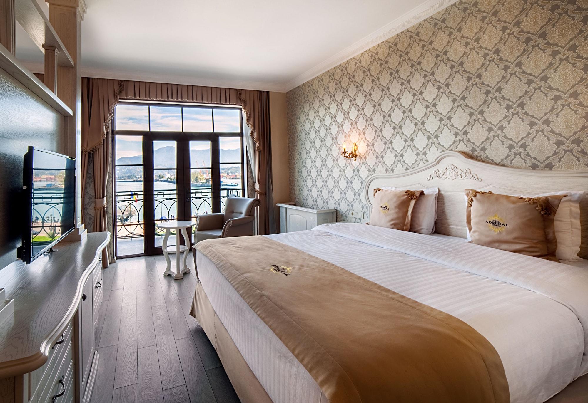The Admiral Hotel Batumi Ngoại thất bức ảnh