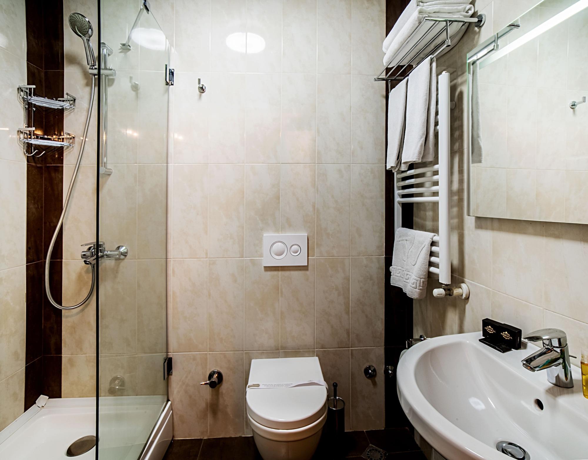 The Admiral Hotel Batumi Ngoại thất bức ảnh