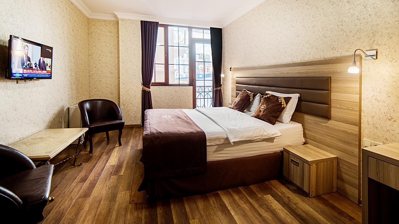 The Admiral Hotel Batumi Phòng bức ảnh
