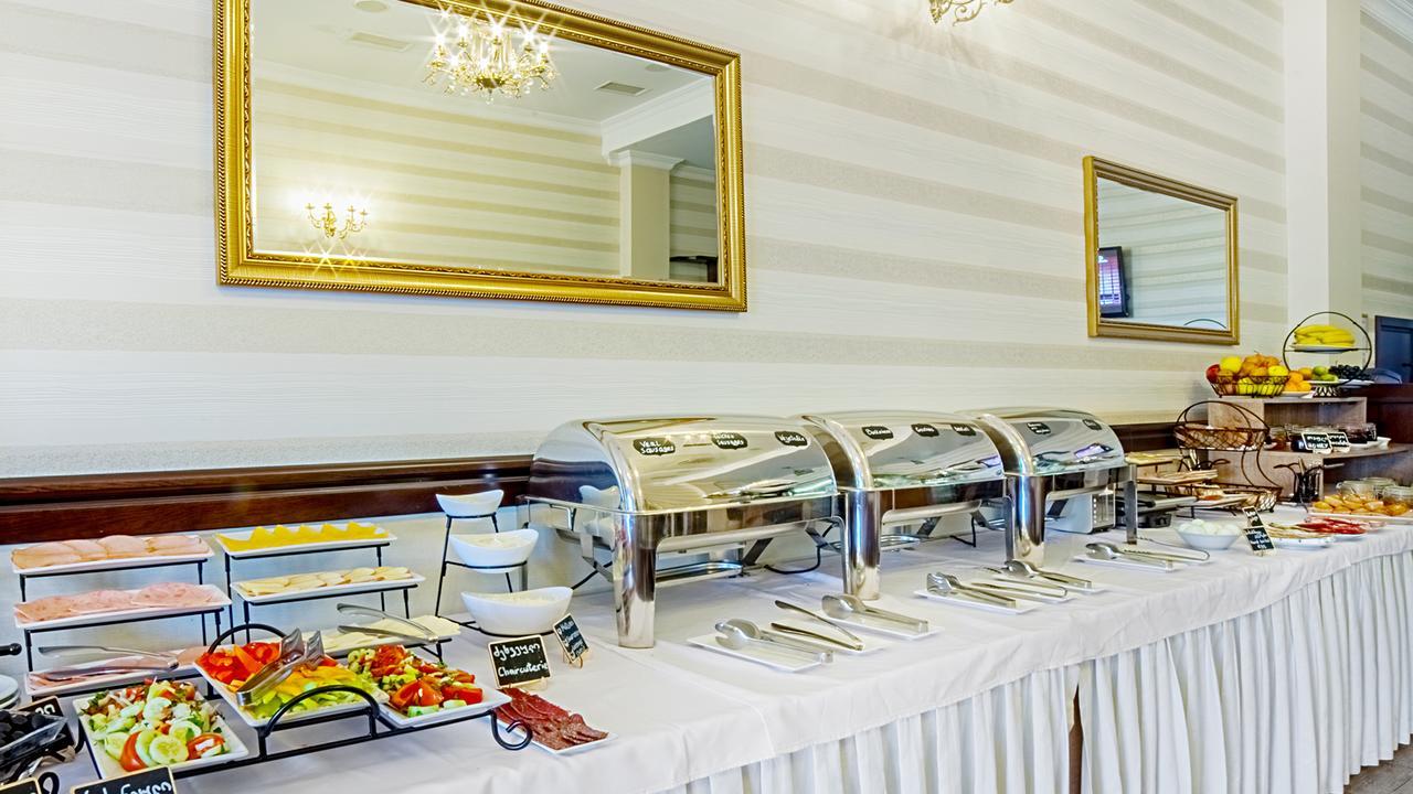 The Admiral Hotel Batumi Ngoại thất bức ảnh