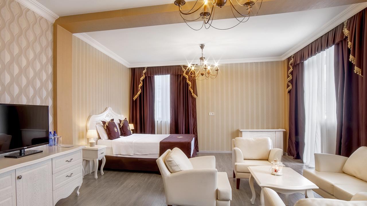 The Admiral Hotel Batumi Ngoại thất bức ảnh